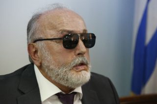 Αλεπού και κοκόρια
