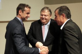 Βενιζέλος και Θεοδωράκης οι λογικοί και είμαστε εμείς οι παράλογοι