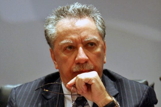 Απαξ τραπεζίτης, πάντα τραπεζίτης