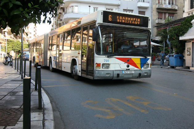 Ανυποχώρητοι οι εργαζόμενοι στον ΟΑΣΘ