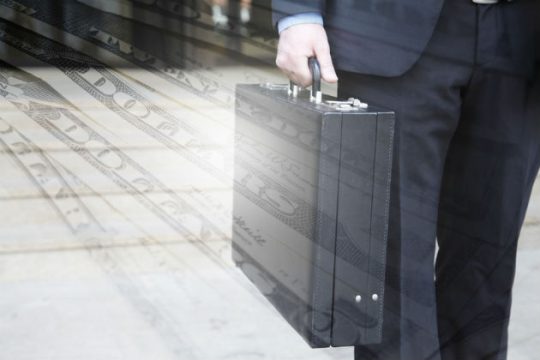 Ξεπερνώντας τη σκιώδη οικονομία