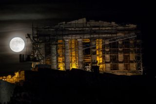 Από τον Παρθενώνα στη σπανακόπιτα