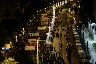 Σημειολογία εντός των τειχών της Αριστεράς
