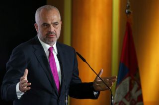 «Η Ακρόπολη διασώθηκε χάρη στους Αλβανούς»