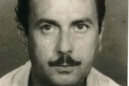 Γιάννης Ρίτσος: «Δεν υπογράφω, είμαι κομμουνιστής»