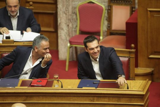 Oύτε υποχωρήσεις, ούτε εκλογές