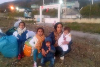 Ελεύθεροι οι επτά από τους δέκα παράνομα απελαθέντες Σύρους