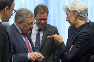 Αγεφύρωτες οι διαφορές Ε.Ε. – ΔΝΤ