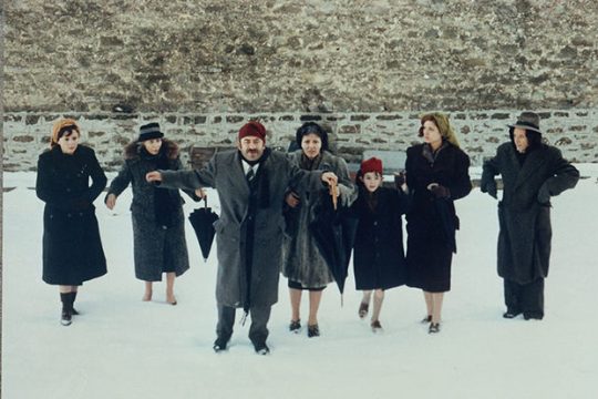 «Θίασος» και «Στάλκερ» στην κορυφή