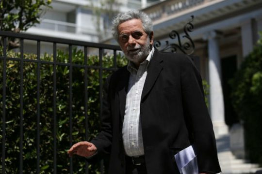 Το λιμάνι «έφαγε» τον Θοδωρή;