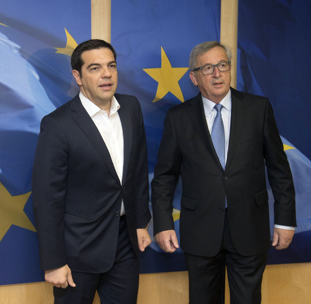 Σε θερμό κλίμα συνομιλία Τσίπρα – Γιούνκερ εν όψει Eurogroup