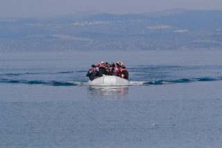 Εντοπίστηκε βάρκα με 42 πρόσφυγες στην Ιεράπετρα