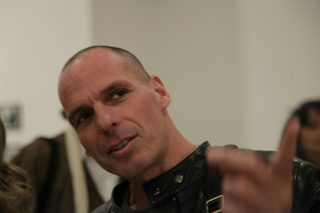 Ποιος μπορεί να απαντήσει στον Γιάνη Βαρουφάκη;