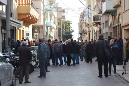 Διακόπηκαν προσωρινά οι εργασίες στο Μερσυνίδι