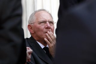 Πίσω από την ενοχλητική εμμονή του Β. Σόιμπλε