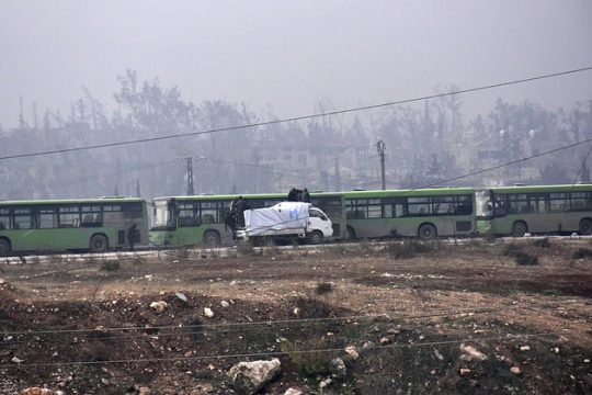 Αλισβερίσια στις πλάτες των αμάχων
