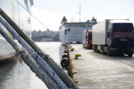Καταγγέλλοντας υπουργό και κυβέρνηση η ΠΝΟ συνεχίζει