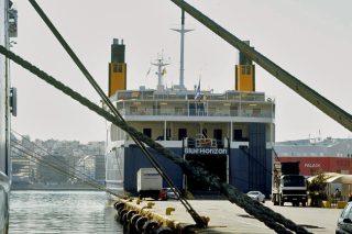 Ελυσαν κάβους τα πλοία έπειτα από απεργία 9 ημερών