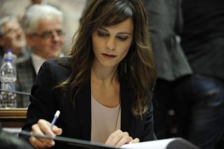 Στο ευρωπαϊκό κεκτημένο ποντάρει η υπουργός Εργασίας