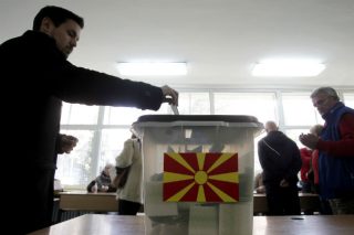 Πολιτική κρίση από το «πειραγμένο» εκλογικό αποτέλεσμα