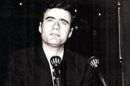 Εργα και ημέρες του θεωρητικού του «γύψου»