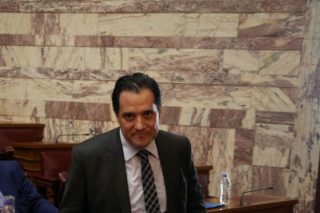 Οι θολές θέσεις της Ν.Δ.