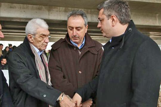 «Κανονιοβολισμοί» μεταξύ Μπουτάρη και Τζιτζικώστα