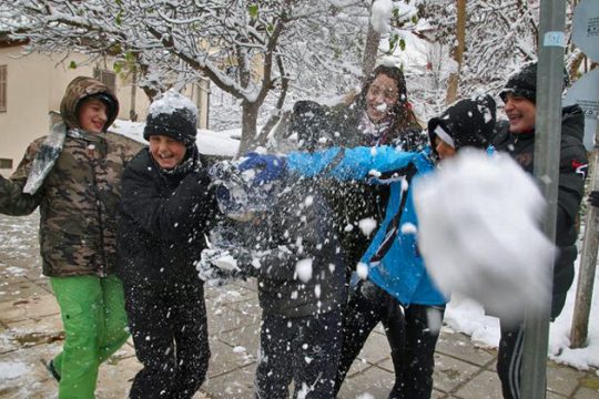 Εξασθενεί σήμερα η κακοκαιρία