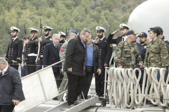 53+ βέλη για την επίσκεψη Καμμένου στο Καστελόριζο