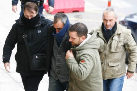 Προθεσμία να απολογηθεί για την άγρια δολοφονία της 45χρονης