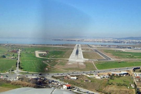 «Πετάει» η συμφωνία με τη Fraport
