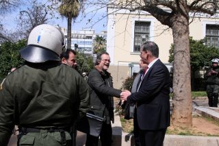 Η Νομική και ο αποκλεισμός των ιδεών
