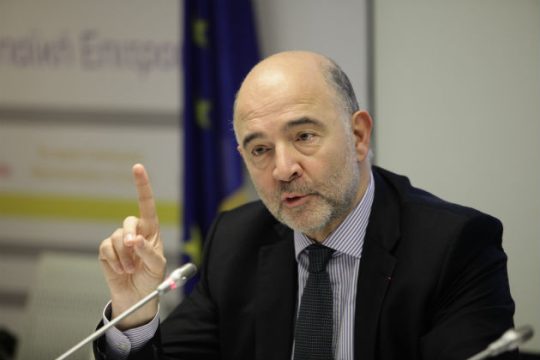 Πιέσεις Μοσκοβισί στην Αθήνα ενόψει Eurogroup