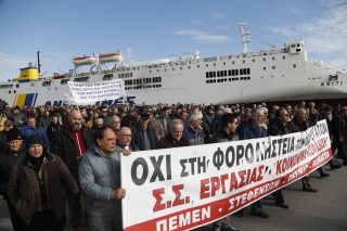 Σκληραίνει τη στάση της η ΠΝΟ