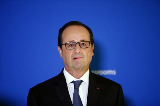 «Ανακουφισμένοι» οι Γάλλοι από την απόφαση του Ολάντ