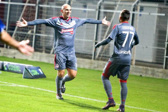 Περίπατος του Ολυμπιακού στα Χανιά