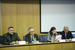 Ολο το δημοκρατικό φάσμα κατά της έκδοσης των «8»