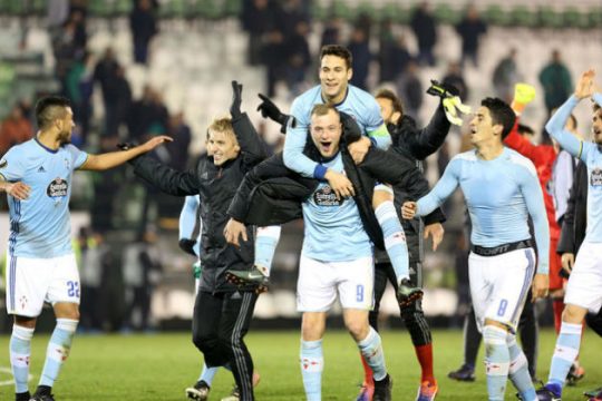 Πληγωμένο αντίο με γιούχα στη Λεωφόρο