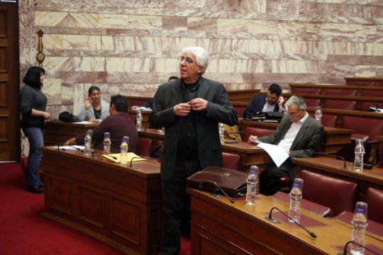 Ποιος εκδημοκρατισμός κ. Παρασκευόπουλε;