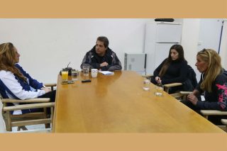 «Θέλω να γίνω πολιτικός για… σίγουρα λεφτά»!