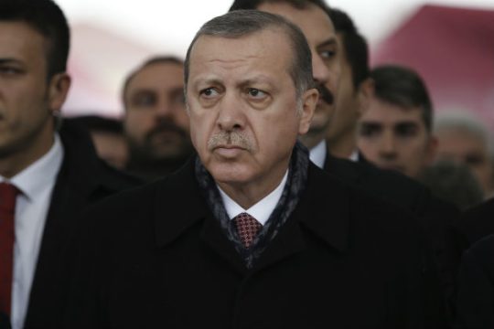 Απειλές Ερντογάν, απάντηση στο πάγωμα διαπραγματεύσεων