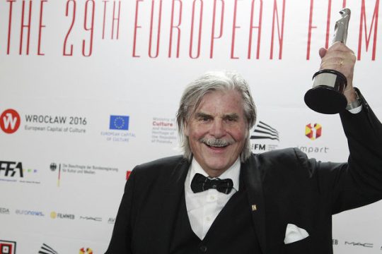 Θρίαμβος του «Τόνι Ερντμαν» και της Ευρώπης