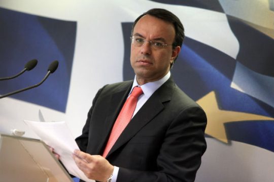 «Όσο η αξιολόγηση καθυστερεί τόσο η αβεβαιότητα διατηρείται»
