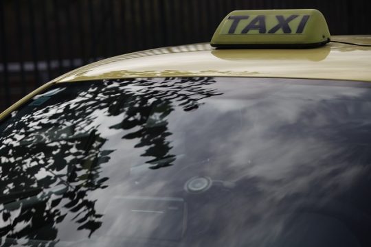 Τραγούδια διάφορα και παρατράγουδα