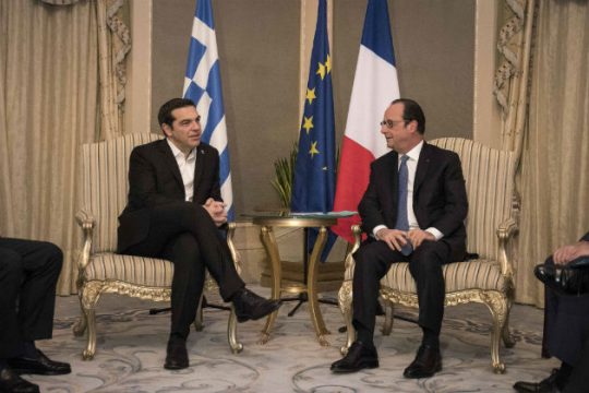 Μήνυμα Τσίπρα – Ολάντ για την ελληνική οικονομία