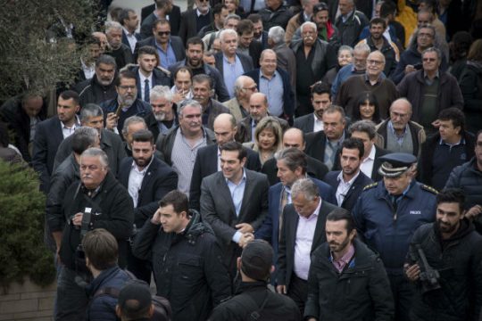 Μπαράζ επαφών του πρωθυπουργού στην Κρήτη
