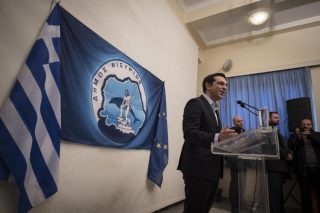 «Δεν θα ρωτήσουμε κανέναν για το πλεόνασμα»
