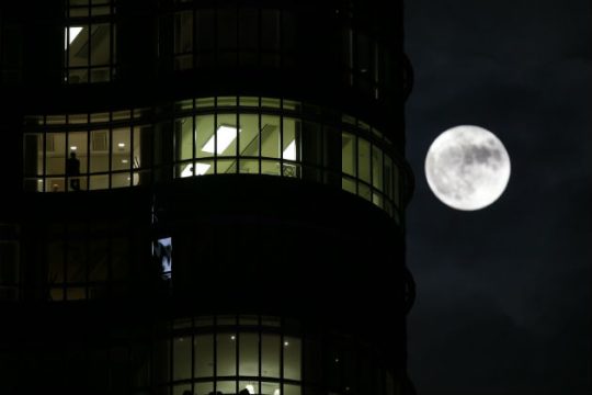 «Σύννεφα» πάνω από τη μεγαλύτερη ιταλική τράπεζα
