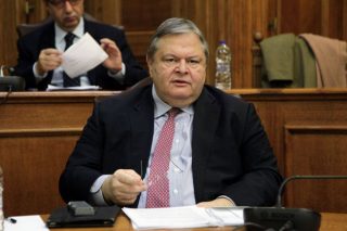 «Η λύση για τη χώρα περνάει μέσα από την ήττα του ΣΥΡΙΖΑΝΕΛ»
