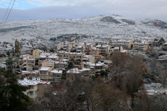 Έρχεται χιονιάς και τσουχτερό κρύο